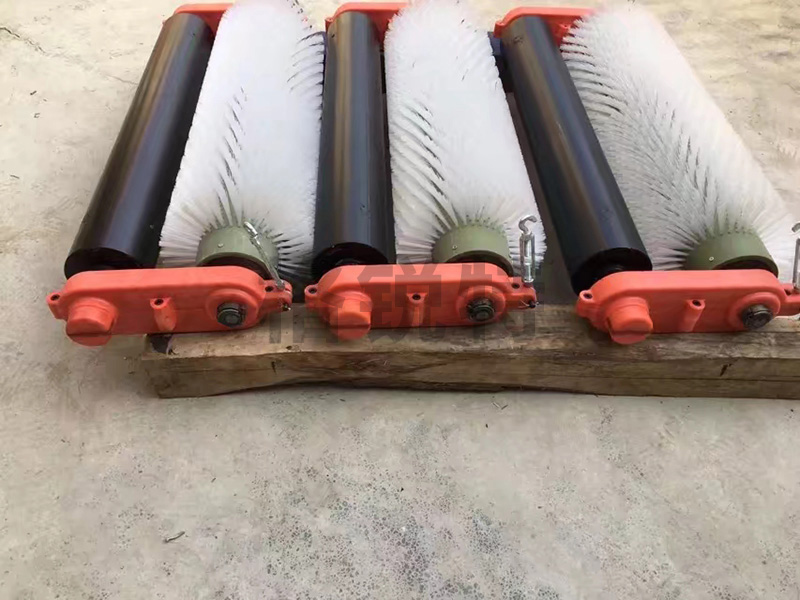 無動力滾刷清掃器 無動力滾刷清掃器