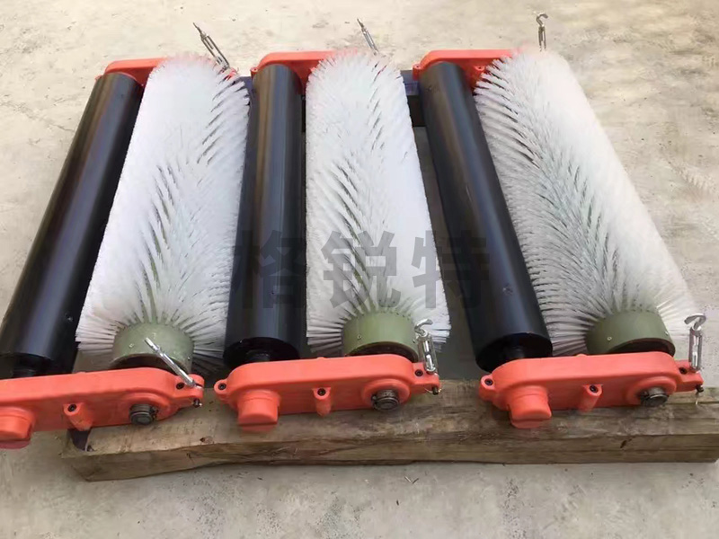 無動力滾刷清掃器 無動力滾刷清掃器